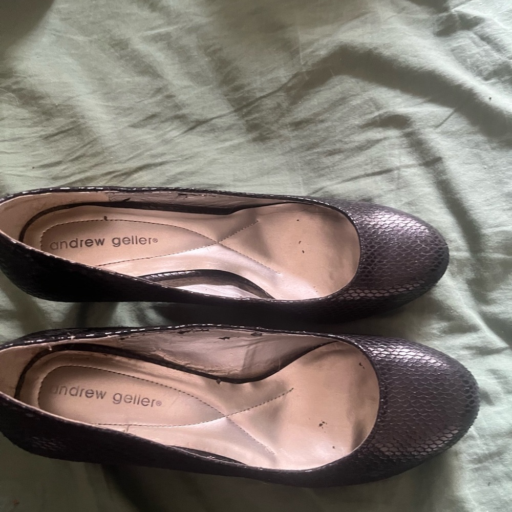 Andrew Geller Black Textured Heels